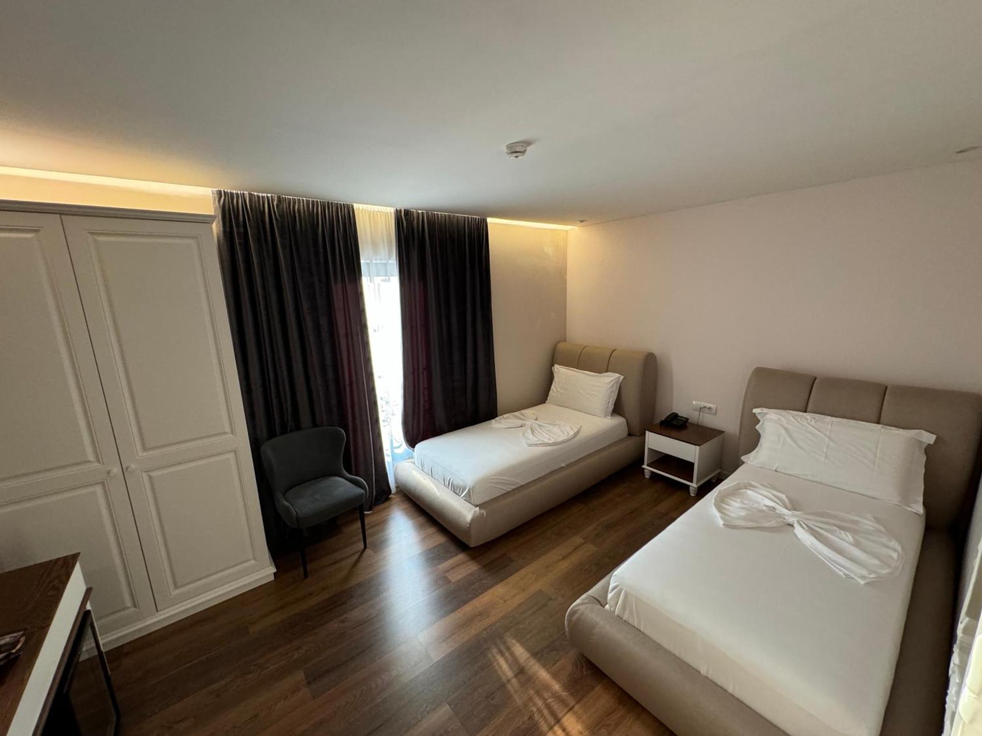 Arberia Palace Hotel Fushe Milot Dış mekan fotoğraf